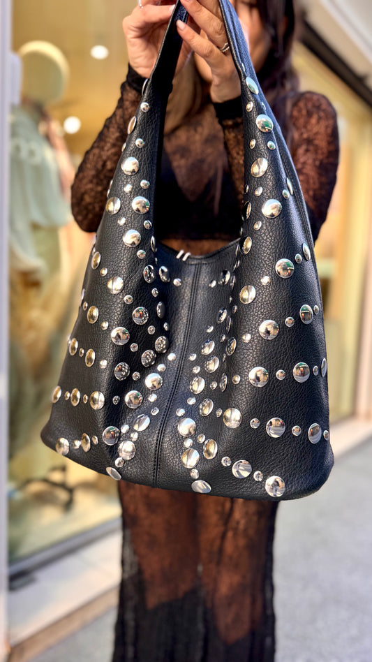 Bolso de tachas